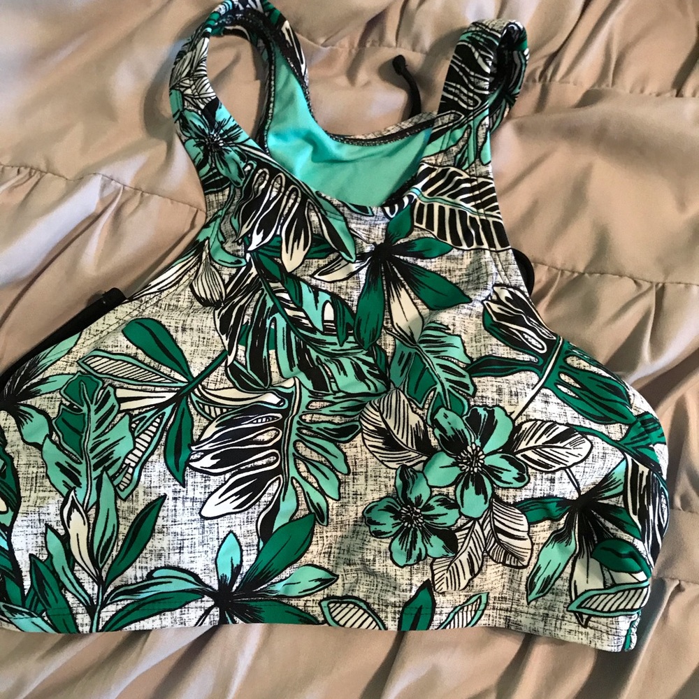 Bikini top worn once size medium